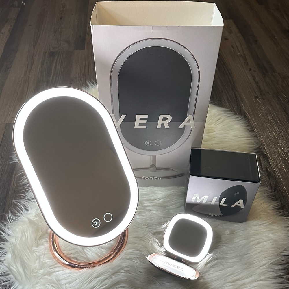 Set of 2 Lighted LED Beauty Mirrors—Vanity & Compact